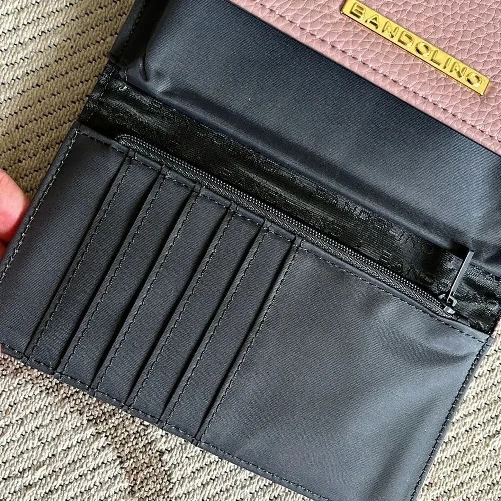 Bandolino chain link wristlet tri fold pink wallet